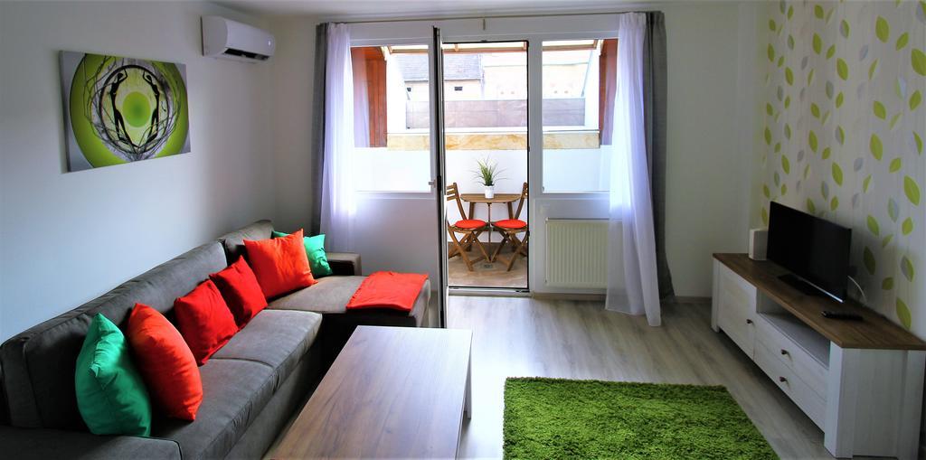 Grand Trees Apartment Будапеща Екстериор снимка